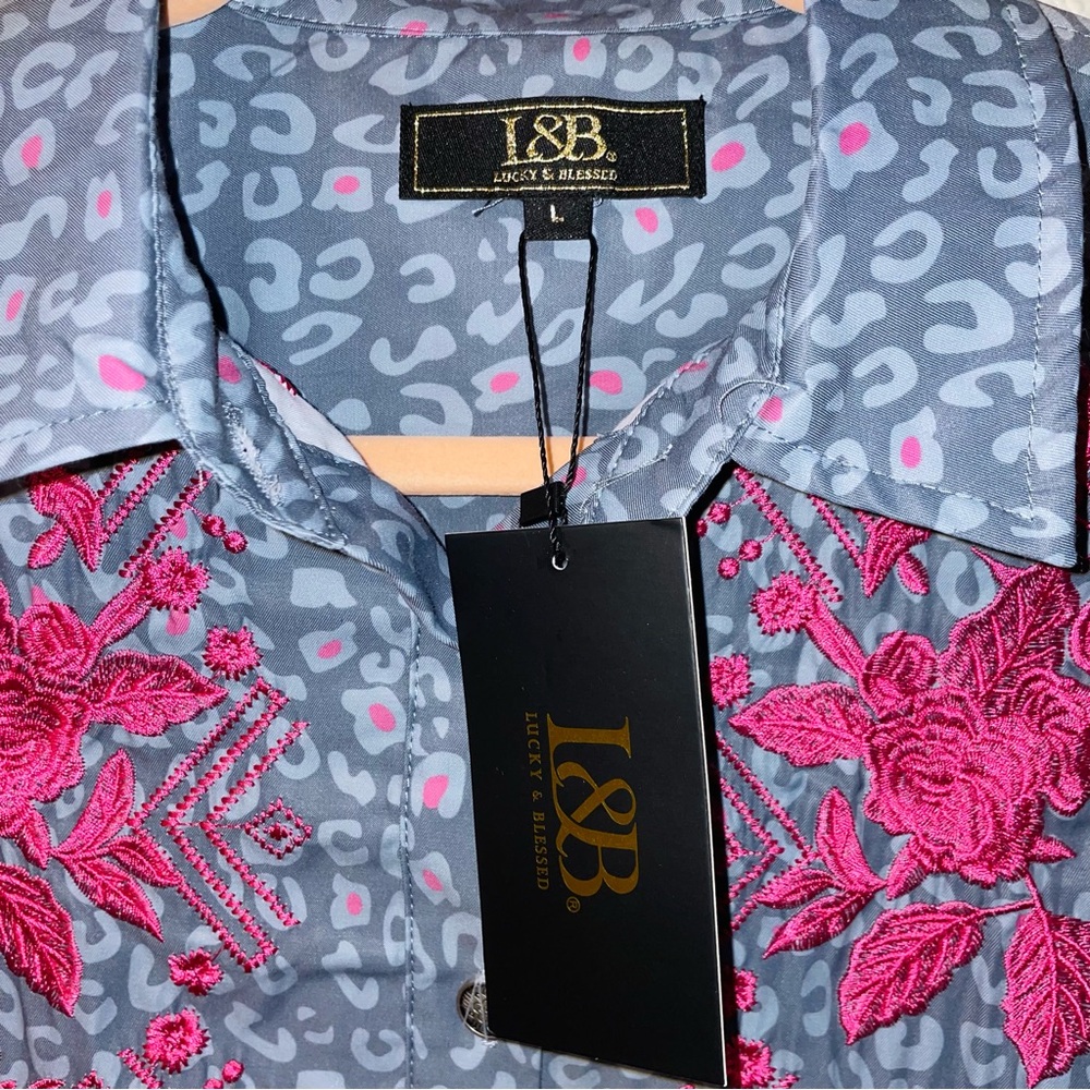 Cheetah Embroidered Dress - Picture 4 of 7